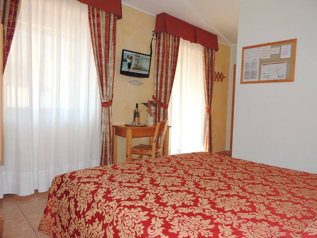Albergo Eden Passo del Tonale Chambre photo