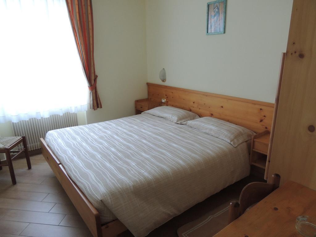 Albergo Eden Passo del Tonale Chambre photo